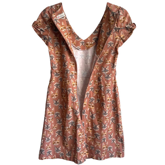 Kitson Size P Small Women's Print Mini Dress Pink Short Sleeve Fit & Flare - Picture 3 of 4